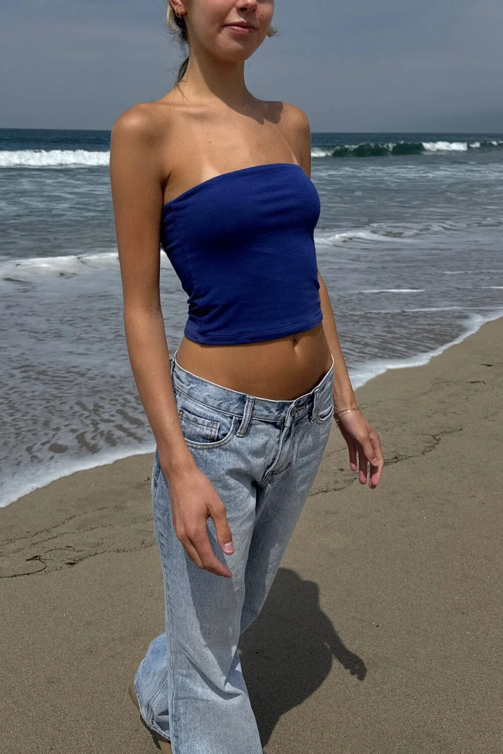 Amelia Crop