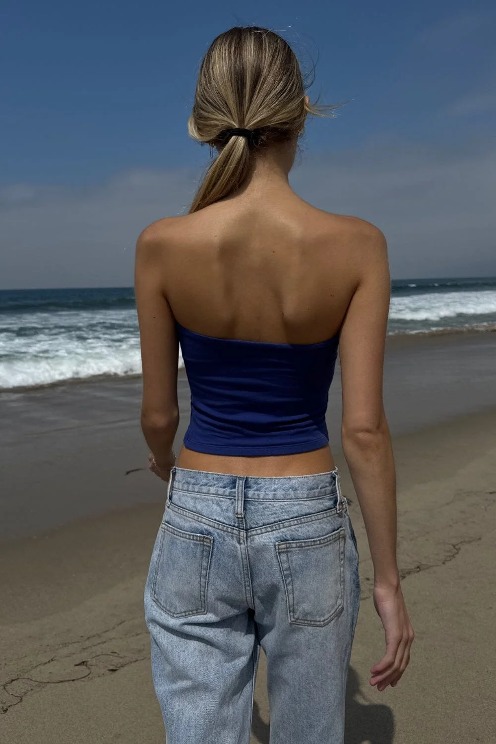 Amelia Crop